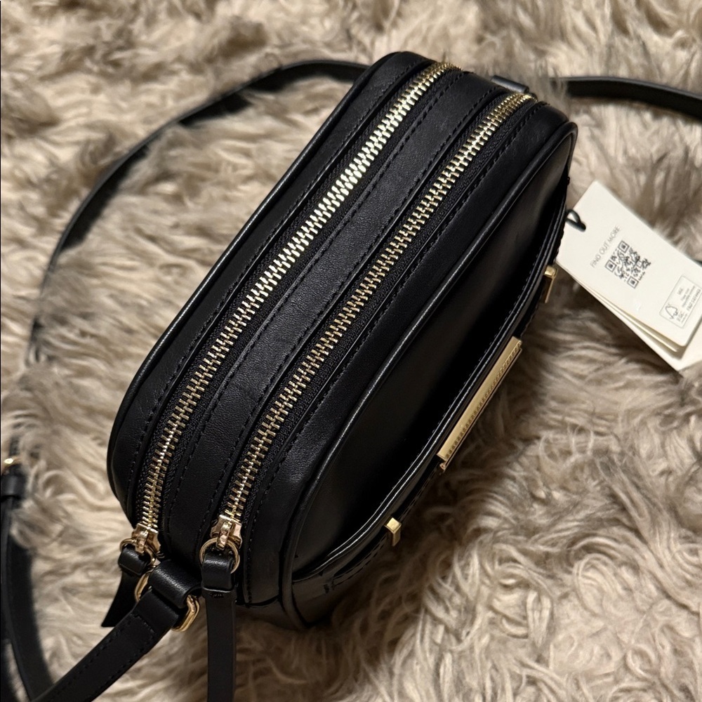 Ted Baker Black Leather Bag with Gold Detail - Picture 7 of 15
